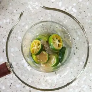 Make A green lemon honey tea freezer step 10