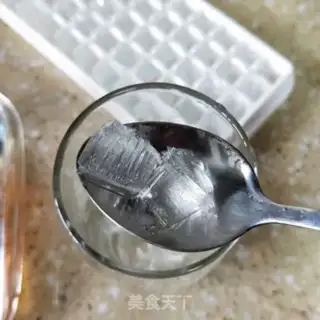 Make A green lemon honey tea freezer step 13