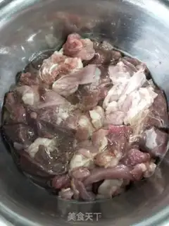 Make Pig and vegetable pots step 3