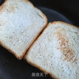 Make A salmon sandwich step 4