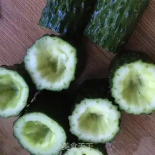 Make cucumber flowers bloom step 2