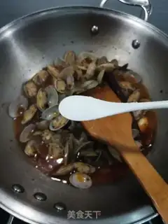 Make Spicy clams step 9