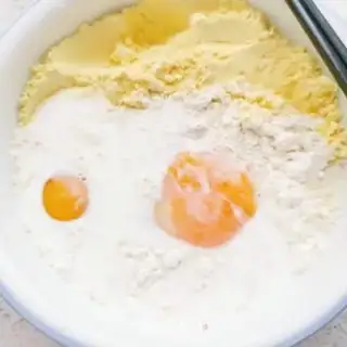 Make Corn paste, wheat pasta, tarts step 1