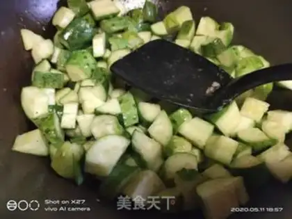 Make Paprika cucumber beef step 3
