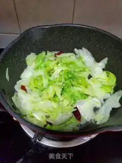 Make Pyramid and garlic step 5