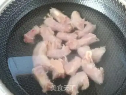 Make Spicy chicken step 1