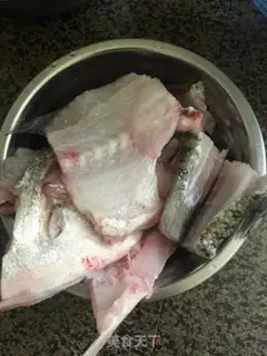 Make Tomato fish step 0