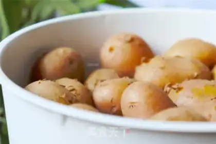 Make The potatoes step 1