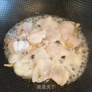 Make Sour sauce, dragonfish step 2