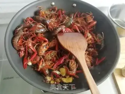 Make Red burning lobster step 3