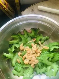 Make Suffering melon with rice step 8