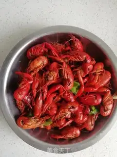 Make Red burning lobster step 7