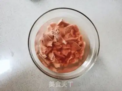 Make Onion fried liver step 1