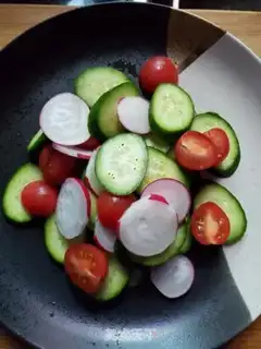 Make Fresh salad step 2