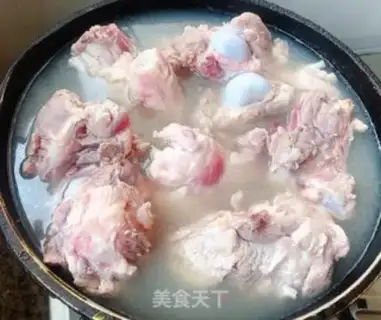 Make Sea belt tofu bone soup step 1