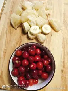 Make oatmeal fruit salad step 3