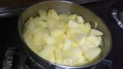 Make Apple sauce step 1