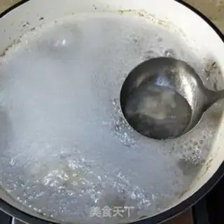 Make Pork bone lumber soup step 5