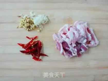 Make Tomato and cabbage step 1