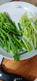 Make Onion noodles step 2