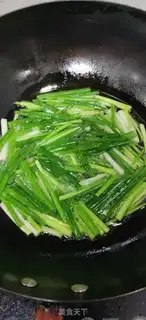 Make Onion noodles step 4