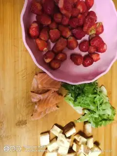 Make Squid egg and fruit salad step 0