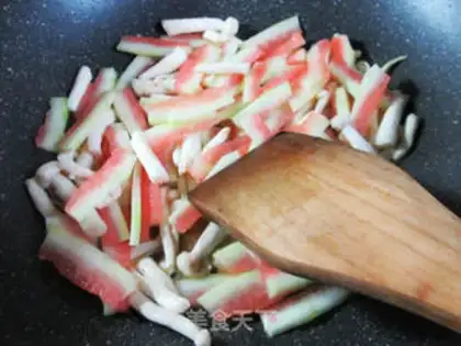 Make Seafood mushrooms and watermelon peels step 4
