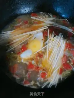 Make Tomato noodles step 2