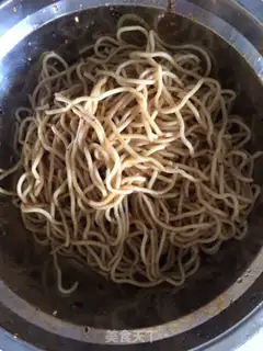 Make Spicy spicy noodles step 2