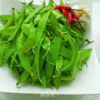 Make The Dutch beans step 0