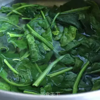 Make Spicy spinach pasta step 2