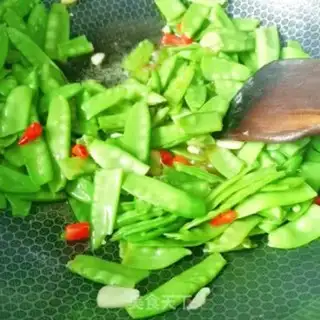 Make The Dutch beans step 5