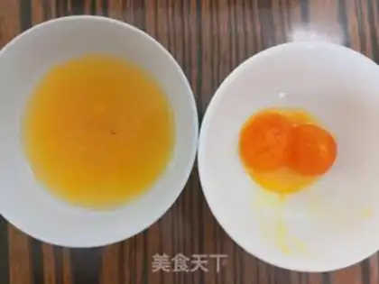 Make Three-coloured eggs step 0