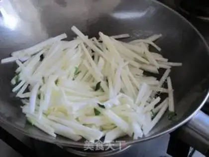 Make Sour radish fans step 3