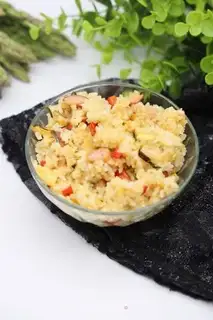 Make Paprika ham and egg fried rice step 0