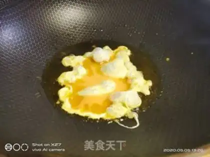 Make Paprika ham and egg fried rice step 3
