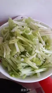 Make Celery fried meat step 2