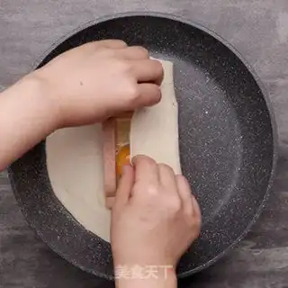 Make Lunch omelet step 1