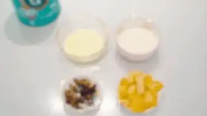 Make Pineapple ice cream yogurt step 0
