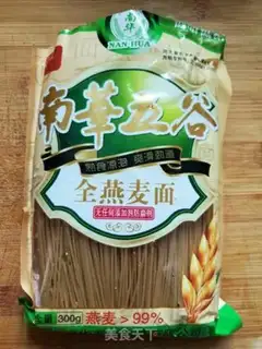 Make Plumbing oatmeal noodles step 0