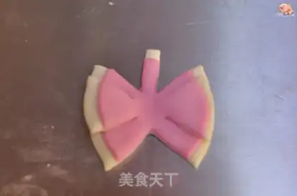 Make Butterfly buns step 6