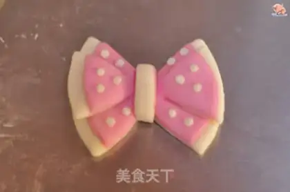 Make Butterfly buns step 9