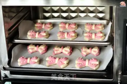 Make Butterfly buns step 10