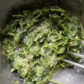 Make Fried eggs step 4
