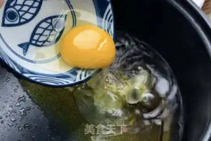 Make Pepper sauce for eggs step 2