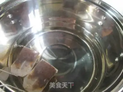 Make Iced lemon tea step 2