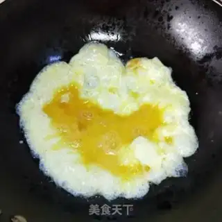 Make Scrambled eggs step 4