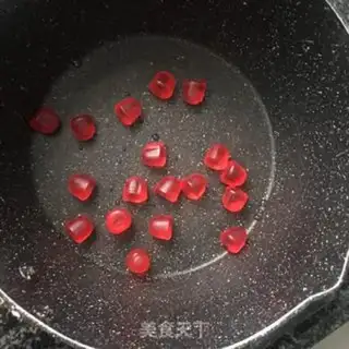 Make QQQ SUGAR PUDDING step 1
