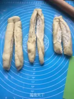 Make Coconut yogurt bread step 10