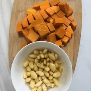 Make Pumpkin beans step 0